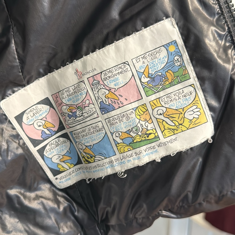 Moncler  - Women’s Liane Down Vest - Picture 5 of 11